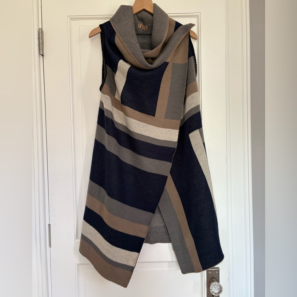 Janice Reversible Sleeveless Blanket Cardigan Wrap Lagenlook Artsy One Size